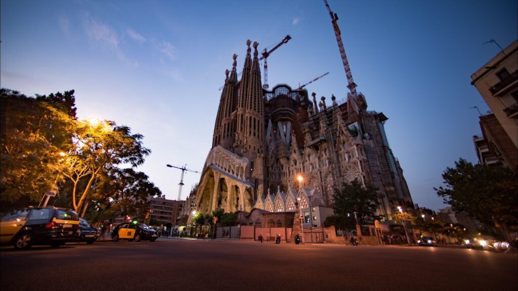 La Sagrada Familia. Cathédrale Espagnol, à Barcelone, en travaux. 